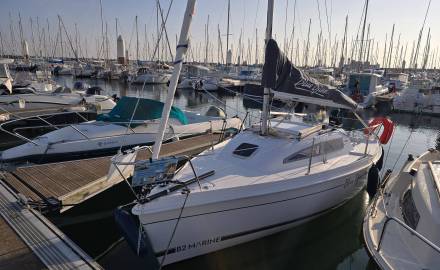 Location bateau sur Captain Skipper : Blue Djinn B2 Marine Dériveur Intégral Sans Permis